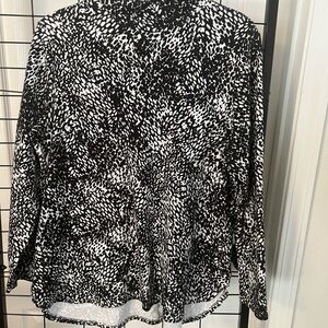 Chico's Black and White Patterned Top